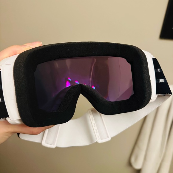 Sweet Protection Clockwork Max Rig Reflect Ski/Snowboard Goggles in White - Picture 3 of 6